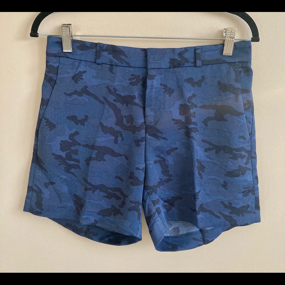 NWT-Banana Republic Blue Camo Shorts, Size 2